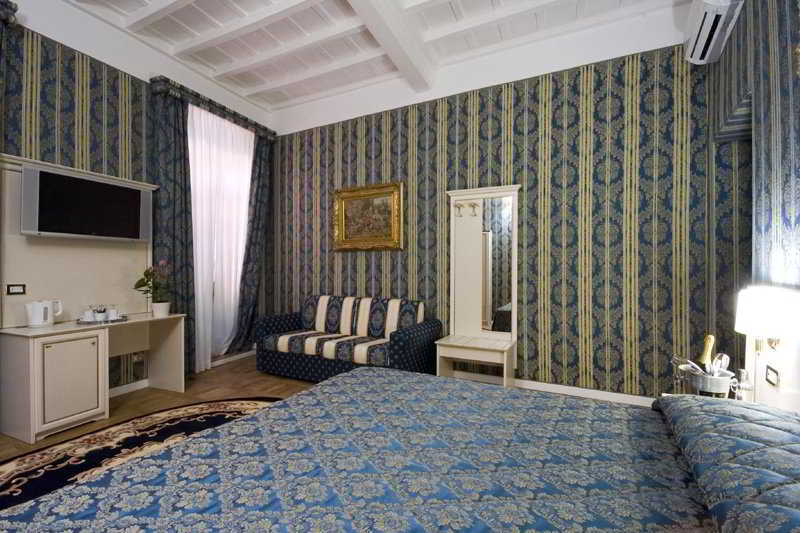 Hotel Relais Fontana Di Trevi Rome